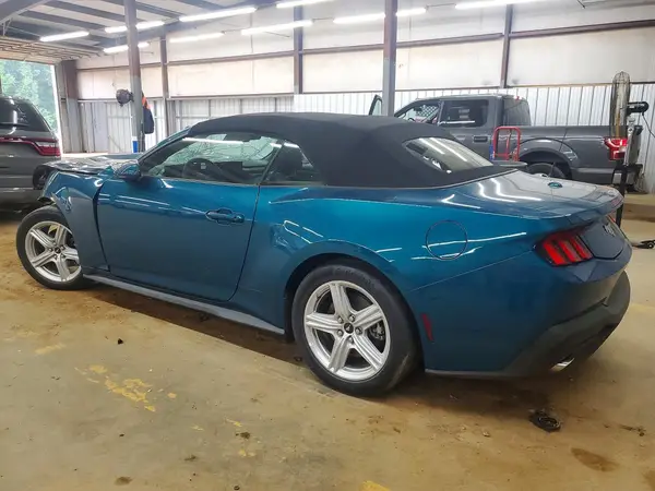 1FAGP8UH2T5112272 2026 FORD MUSTANG - Image 2
