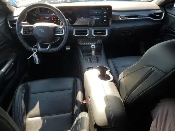 1FAGP8UH3R5112015 2024 FORD MUSTANG - Image 8
