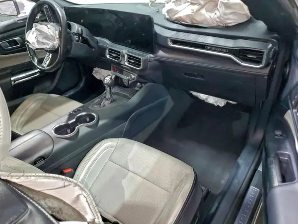 1FAGP8UH3R5120079 2024 FORD MUSTANG - Image 8