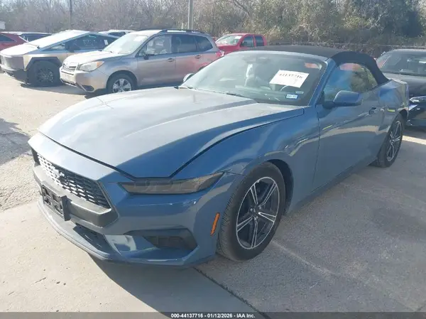 1FAGP8UH3S5127961 2025 FORD MUSTANG - Image 2