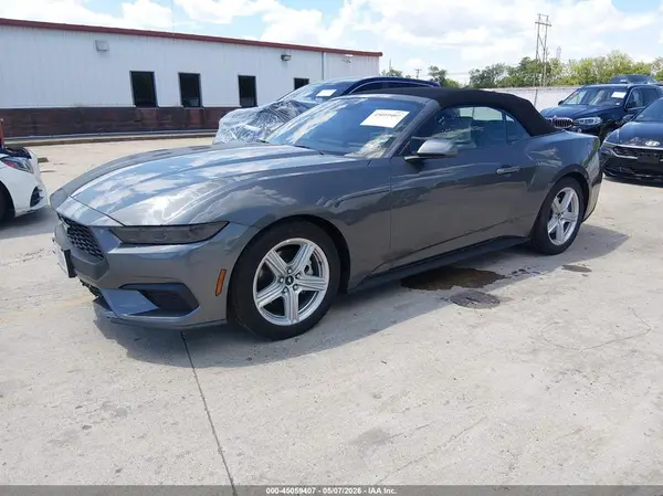 1FAGP8UH3T5118663 2026 FORD MUSTANG - Image 2