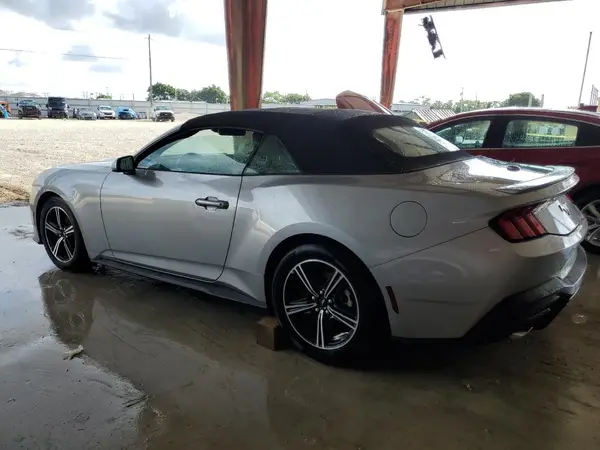 1FAGP8UH4R5120754 2024 FORD MUSTANG - Image 2