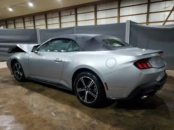 1FAGP8UH4R5140969 2024 FORD MUSTANG - Image 2
