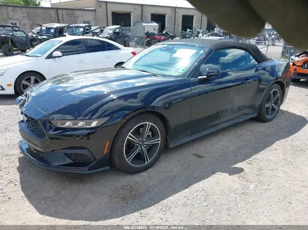 1FAGP8UH4S5111302 2025 FORD MUSTANG - Image 2