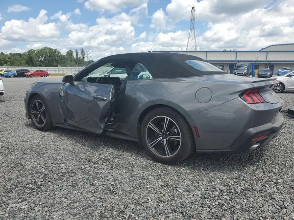 1FAGP8UH4S5120744 2025 FORD MUSTANG - Image 2