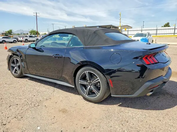 1FAGP8UH4S5122283 2025 FORD MUSTANG - Image 2