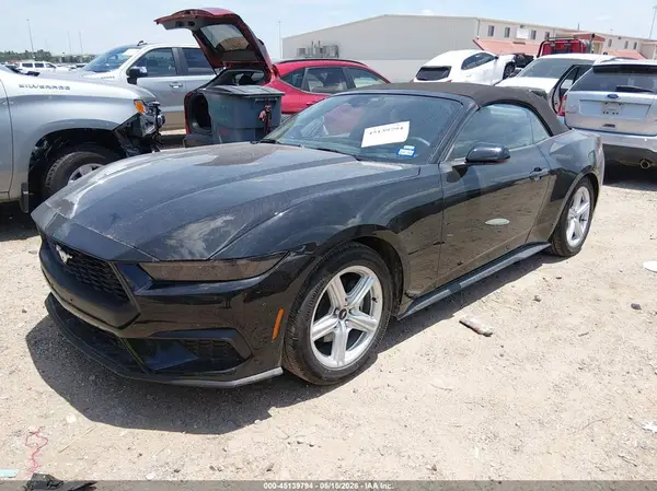 1FAGP8UH4T5117893 2026 FORD MUSTANG - Image 2