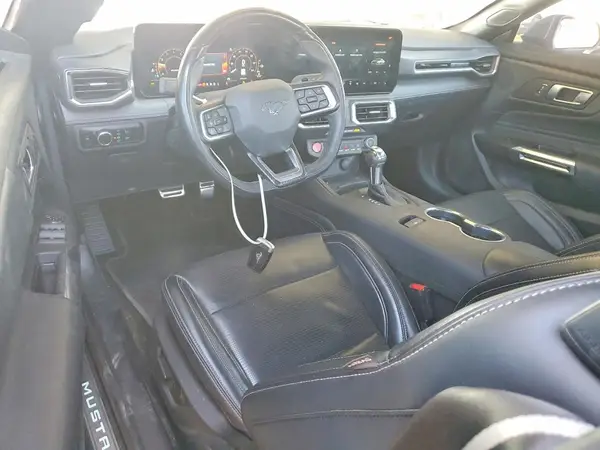 1FAGP8UH5R5142083 2024 FORD MUSTANG - Image 8