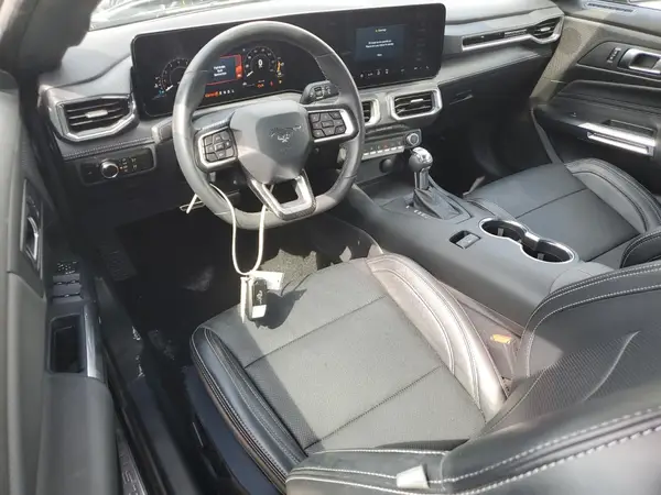 1FAGP8UH5S5103337 2025 FORD MUSTANG - Image 8