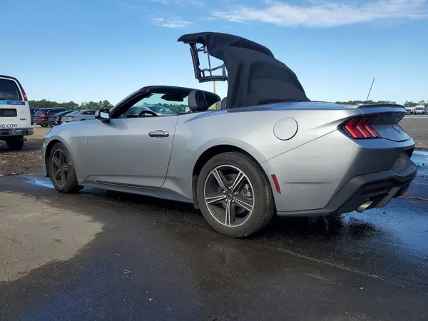 1FAGP8UH5S5110790 2025 FORD MUSTANG - Image 2
