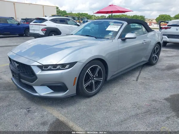 1FAGP8UH5S5111258 2025 FORD MUSTANG - Image 2