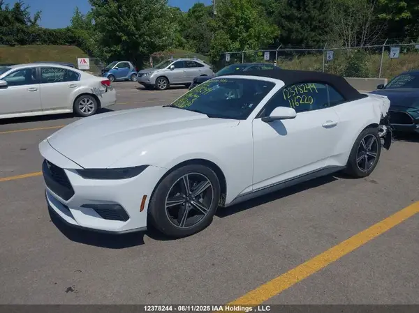 1FAGP8UH5S5116220 2025 FORD MUSTANG - Image 2