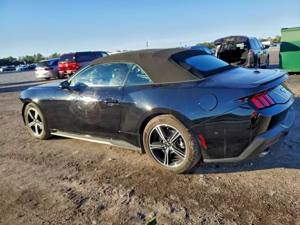 1FAGP8UH5S5124074 2025 FORD MUSTANG - Image 2