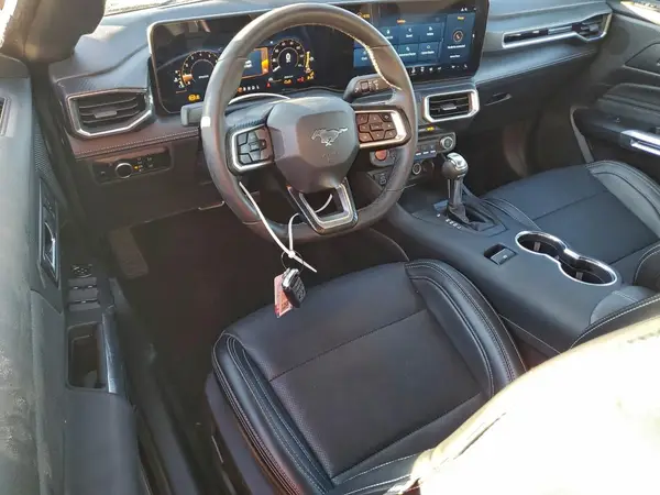 1FAGP8UH5S5124074 2025 FORD MUSTANG - Image 8