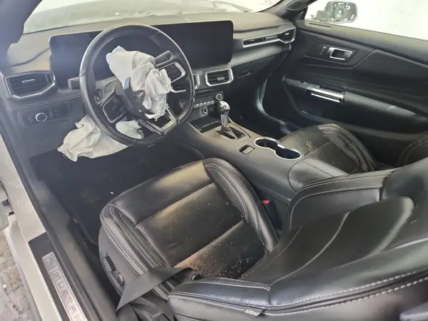 1FAGP8UH6R5125292 2024 FORD MUSTANG - Image 8