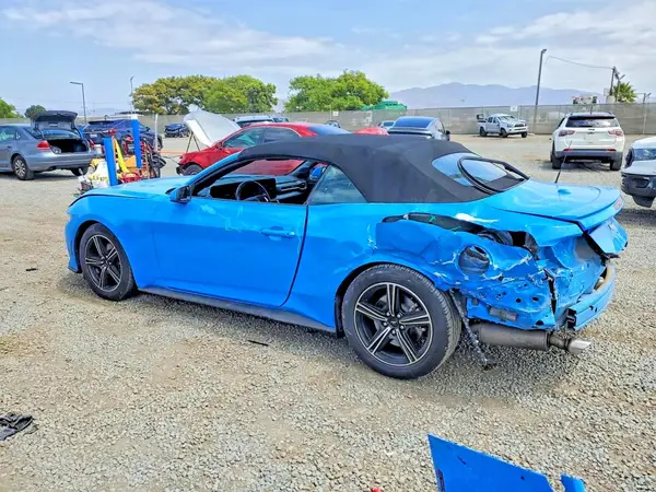 1FAGP8UH6R5136759 2024 FORD MUSTANG - Image 2
