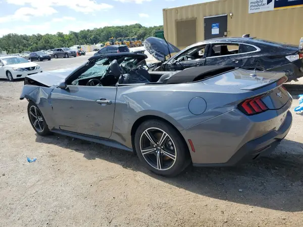 1FAGP8UH6S5105324 2025 FORD MUSTANG - Image 2