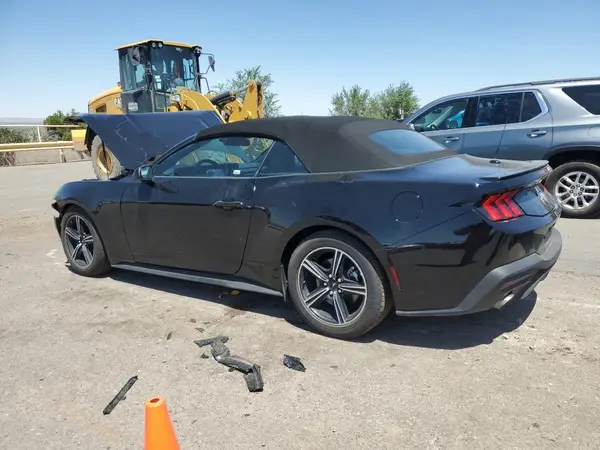 1FAGP8UH6S5111186 2025 FORD MUSTANG - Image 2