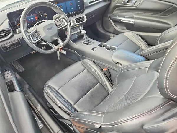 1FAGP8UH6S5120888 2025 FORD MUSTANG - Image 8