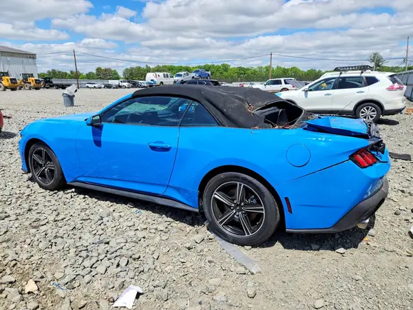 1FAGP8UH6S5121443 2025 FORD MUSTANG - Image 2