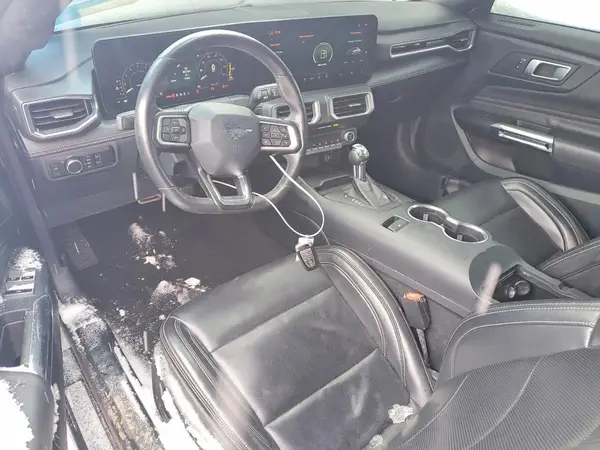 1FAGP8UH7R5121025 2024 FORD MUSTANG - Image 8