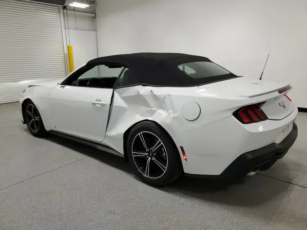 1FAGP8UH7R5141257 2024 FORD MUSTANG - Image 2
