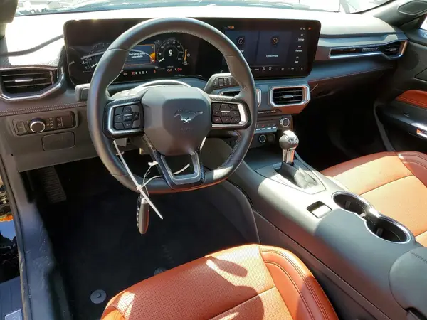 1FAGP8UH7S5103324 2025 FORD MUSTANG - Image 8