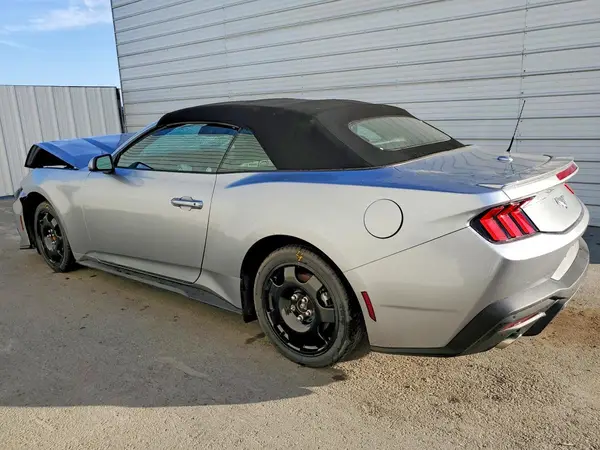 1FAGP8UH7S5117269 2025 FORD MUSTANG - Image 2