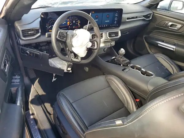 1FAGP8UH7S5117269 2025 FORD MUSTANG - Image 8
