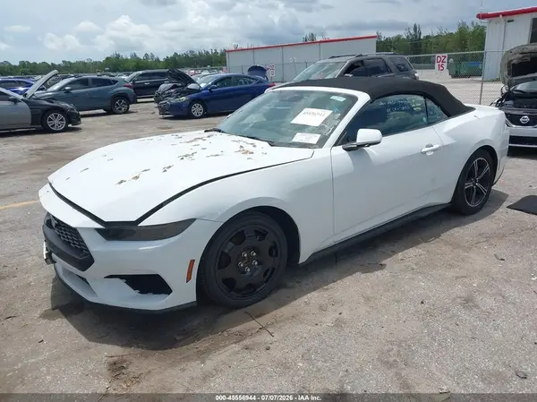1FAGP8UH7S5127347 2025 FORD MUSTANG - Image 2