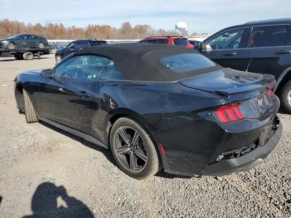 1FAGP8UH7S5127512 2025 FORD MUSTANG - Image 2