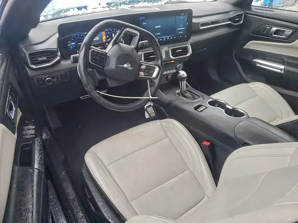 1FAGP8UH7S5127767 2025 FORD MUSTANG - Image 8