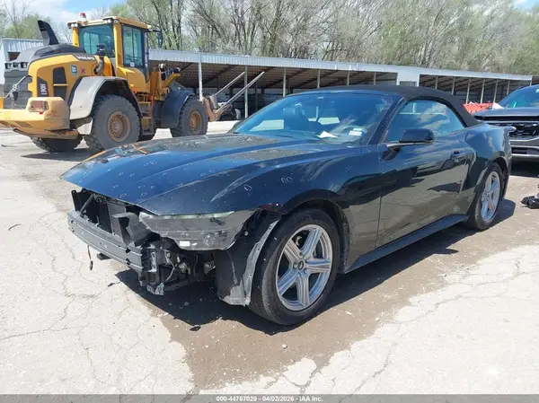 1FAGP8UH7T5111750 2026 FORD MUSTANG - Image 2