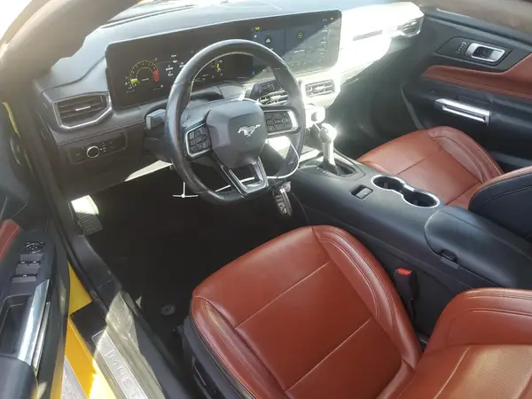 1FAGP8UH8R5126802 2024 FORD MUSTANG - Image 8