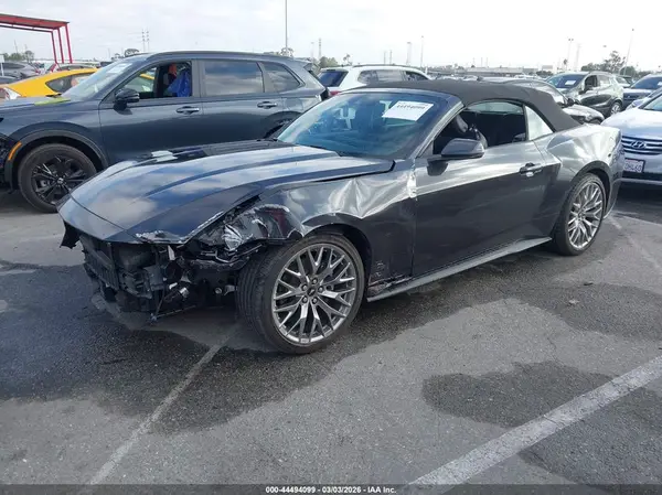 1FAGP8UH8R5137332 2024 FORD MUSTANG - Image 2