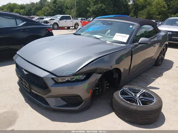 1FAGP8UH8R5140683 2024 FORD MUSTANG - Image 2