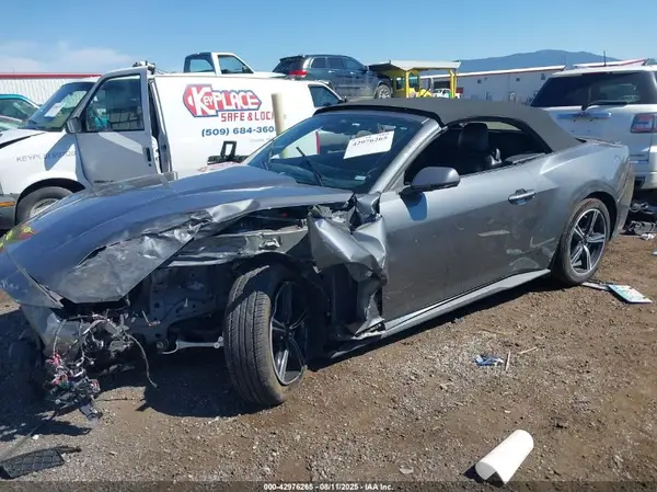 1FAGP8UH8S5111478 2025 FORD MUSTANG - Image 2