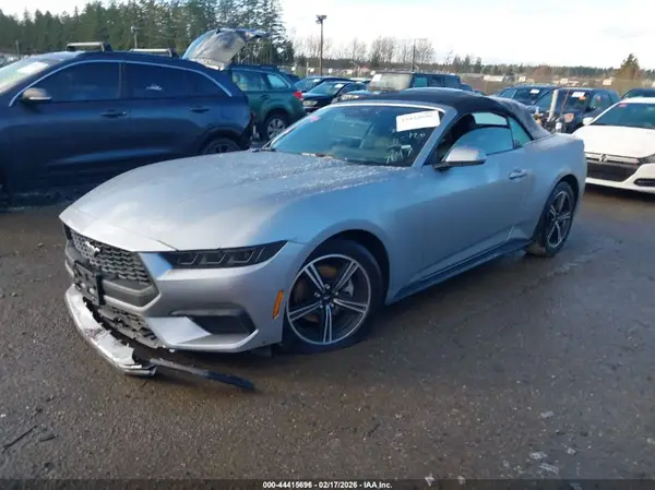 1FAGP8UH8S5127647 2025 FORD MUSTANG - Image 2
