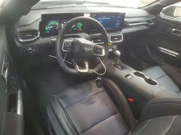 1FAGP8UH8T5109540 2026 FORD MUSTANG - Image 8