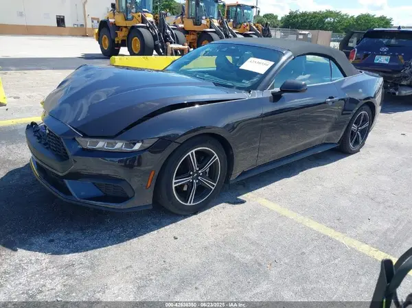 1FAGP8UH9R5123133 2024 FORD MUSTANG - Image 2