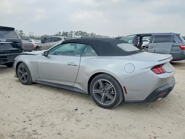 1FAGP8UH9S5105544 2025 FORD MUSTANG - Image 2