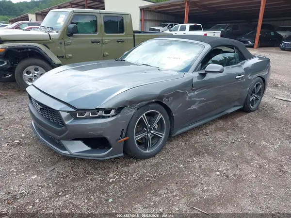 1FAGP8UH9S5108413 2025 FORD MUSTANG - Image 2