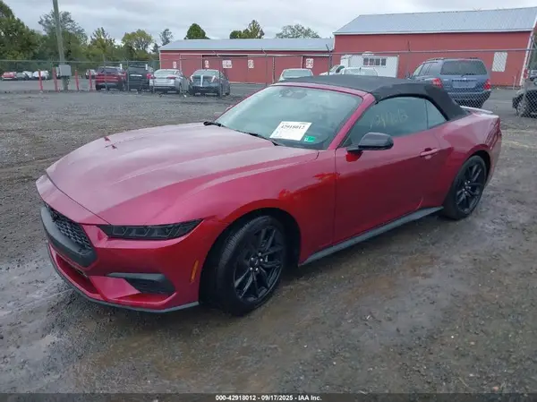 1FAGP8UH9S5115846 2025 FORD MUSTANG - Image 2