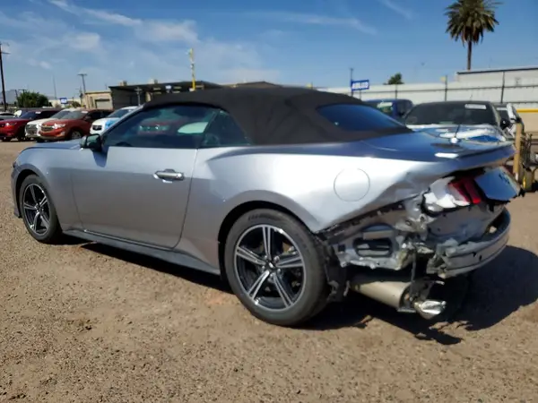 1FAGP8UH9S5120724 2025 FORD MUSTANG - Image 2