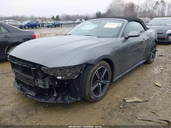 1FAGP8UH9S5122571 2025 FORD MUSTANG - Image 2