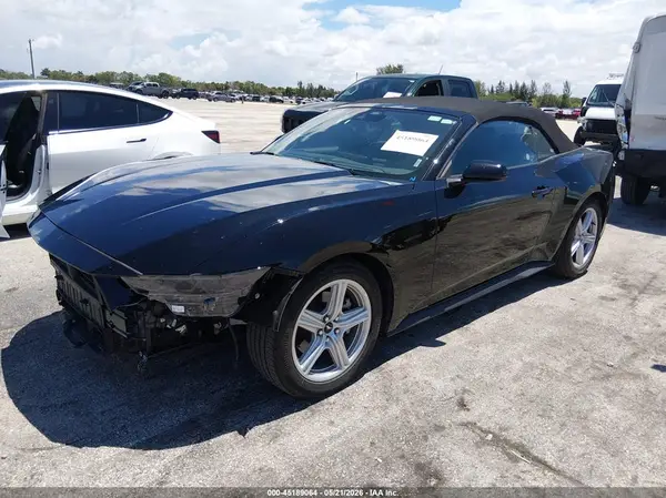 1FAGP8UH9T5113760 2026 FORD MUSTANG - Image 2