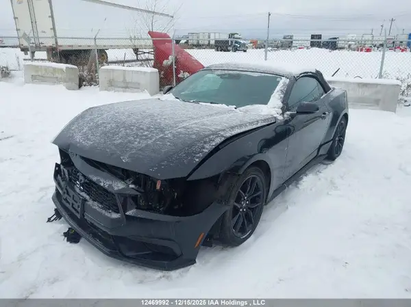 1FAGP8UHXS5107416 2025 FORD MUSTANG - Image 2