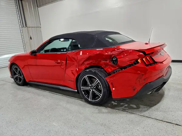 1FAGP8UHXS5127505 2025 FORD MUSTANG - Image 2