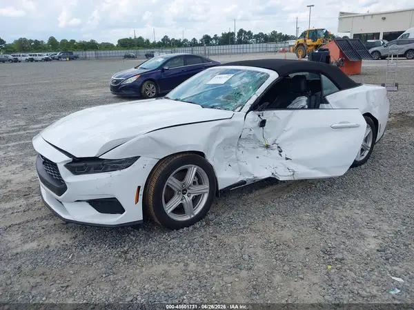 1FAGP8UHXT5115758 2026 FORD MUSTANG - Image 2