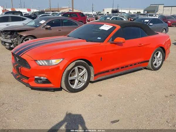 1FATP8EM0G5215013 2016 FORD MUSTANG - Image 2
